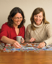 Load image into Gallery viewer, Christmas Visitors (1000 pieces)