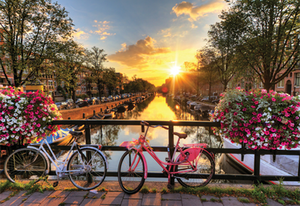 World's Smallest: Amsterdam