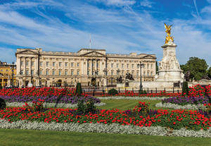 World's Smallest: Buckingham Palace